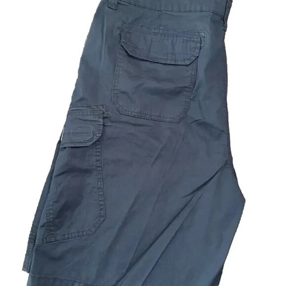 UNIONBAY Men's Cargo Shorts with Comfort Stretch Size 42 NWOT - Picture 4 of 9
